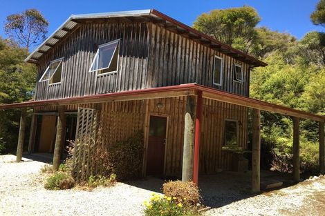 Photo of property in 315 Patons Rock Road, Puramahoi, Takaka, 7182