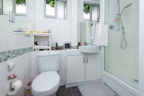 Photo of property in 3/64 Hattaway Avenue, Bucklands Beach, Auckland, 2012