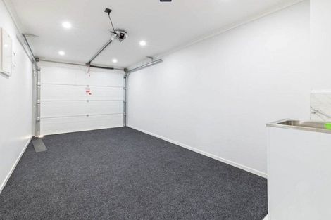 Photo of property in 8c Kent Road, Manurewa, Auckland, 2102