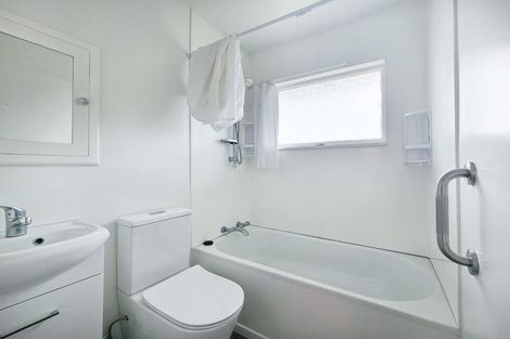 Photo of property in 401a Breezes Road, Aranui, Christchurch, 8061