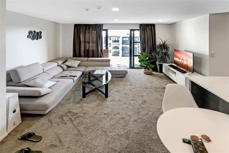 Photo of property in Apollo Apartments, 201/46 Rosedale Road, Rosedale, Auckland, 0632