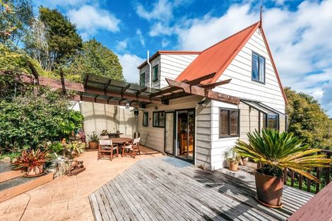 Photo of property in 25 Eden Terrace, Onetangi, Waiheke Island, 1081