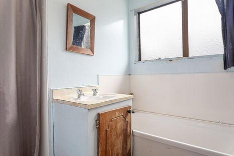 Photo of property in 8a Hughes Place, Taneatua, 3123