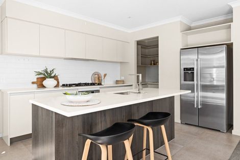 Photo of property in 11 Margaret Avenue, Havelock North, 4130