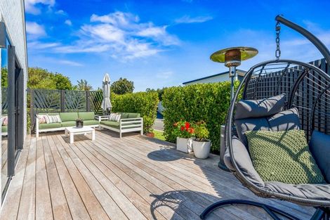 Photo of property in 90 Obsidian Way, Papamoa Beach, Te Puke, 3187