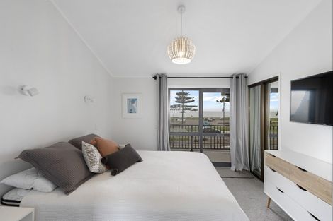 Photo of property in 461 Marine Parade, Napier South, Napier, 4110