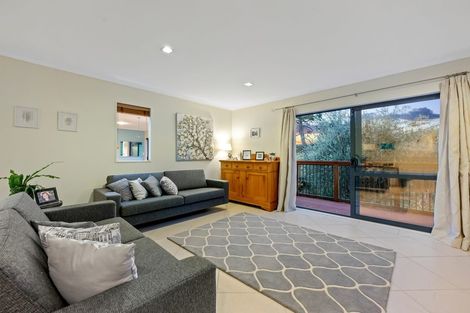 Photo of property in 422 Ridge Road, Coatesville, Albany, 0793