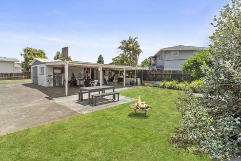 Photo of property in 79 Beeston Crescent, Manurewa, Auckland, 2102