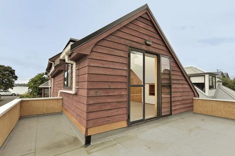 Photo of property in 33 Queens Parade, Devonport, Auckland, 0624