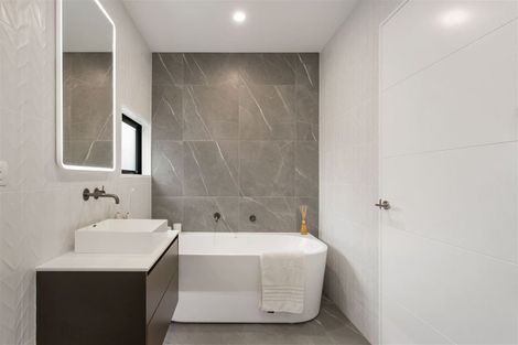 Photo of property in 70 Idris Road, Fendalton, Christchurch, 8052