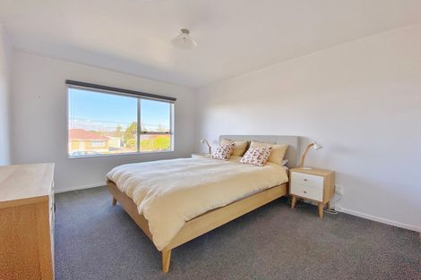 Photo of property in 1/11 Karaka Street, New Lynn, Auckland, 0600