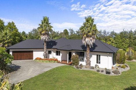 Photo of property in 110 Polson Hill Drive, Aokautere, Palmerston North, 4471