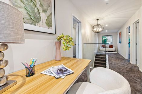 Photo of property in 22c Gulf Crest, Bucklands Beach, Auckland, 2012