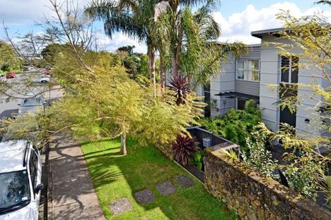 Photo of property in Habitat Apartments, 8/31 Byron Avenue, Takapuna, Auckland, 0622