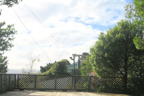 Photo of property in 15 Nikau Road, Point Howard, Lower Hutt, 5013