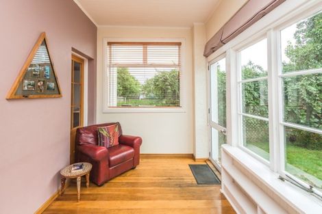 Photo of property in 12 Cambridge Street, Gonville, Whanganui, 4501