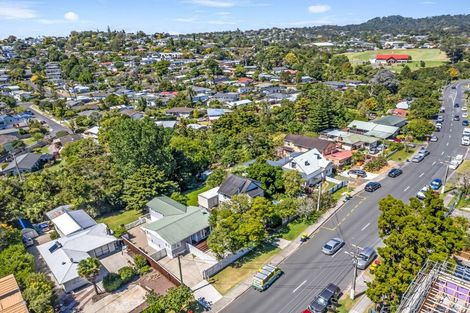 Photo of property in 90 Glendale Road, Glen Eden, Auckland, 0602