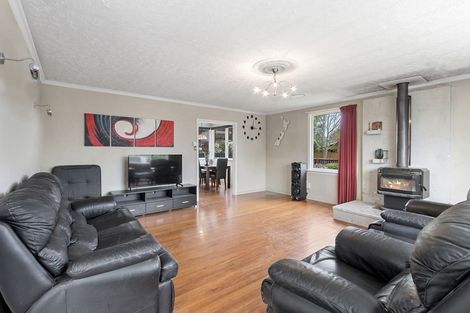 Photo of property in 28 Barnes Road, Redwood, Christchurch, 8051