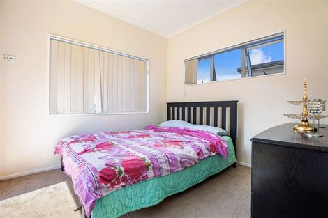 Photo of property in 49a Senator Drive, Manurewa, Auckland, 2105