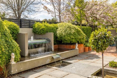 Photo of property in 9a Weka Street, Fendalton, Christchurch, 8041