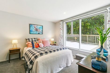 Photo of property in 77a Nicholson Road, Khandallah, Wellington, 6035