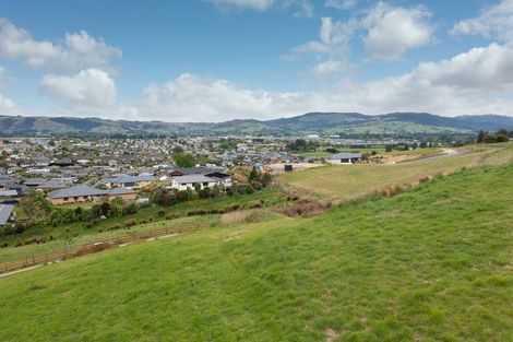 Photo of property in 10 Carnea Heights, Mosgiel, 9024