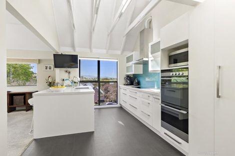 Photo of property in 6 Malda Grove, Khandallah, Wellington, 6035