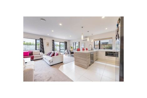 Photo of property in 16 Ballindrait Drive, Flat Bush, Auckland, 2019