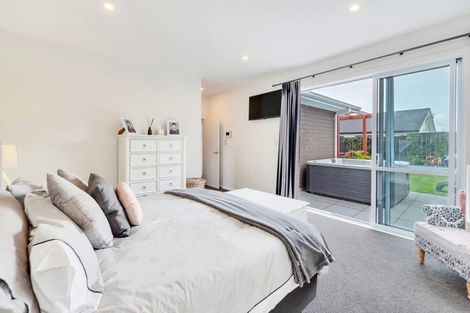 Photo of property in 157 Harbourside Drive, Karaka, Papakura, 2113