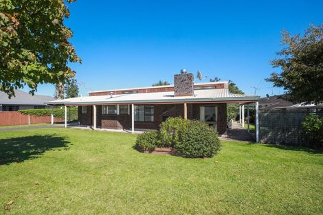 Photo of property in 16 Bryce Street, Cambridge, 3434