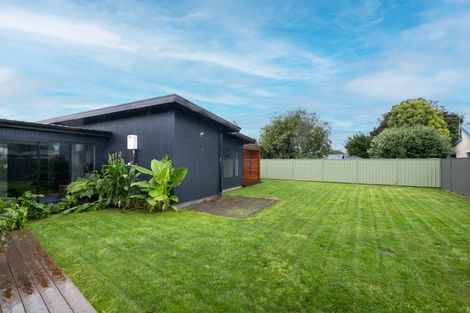 Photo of property in 19 Read Crescent, Clive, 4102