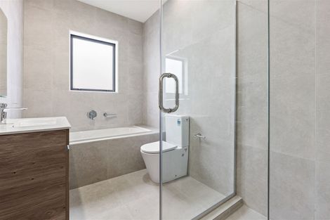 Photo of property in 4 Parton Road, Pukekohe, 2120