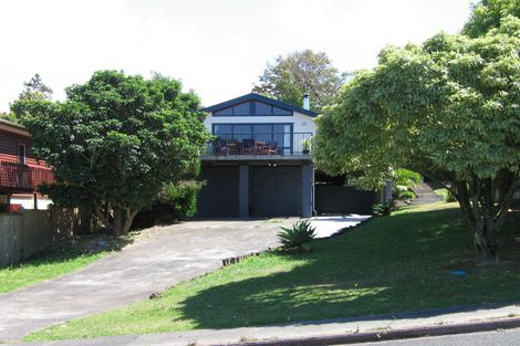 Photo of property in 5 Dunraven Place, Torbay, Auckland, 0630