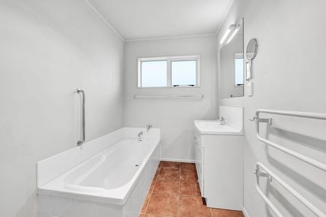 Photo of property in 20 Erin Street, Hawera, 4610