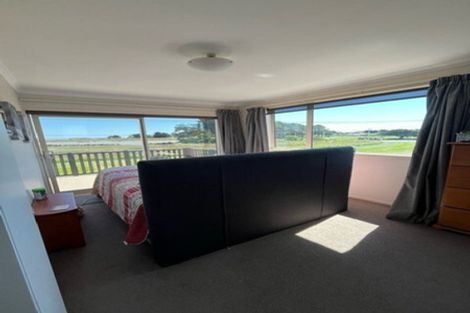 Photo of property in 7 Carter Crescent, Foxton Beach, Foxton, 4815