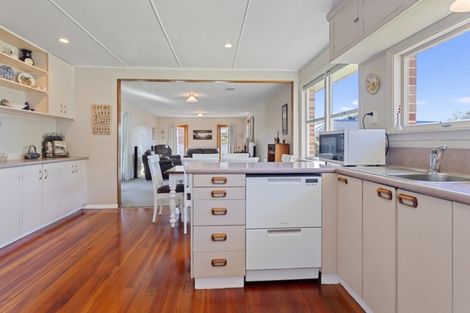 Photo of property in 212 West Belt, Rangiora, 7400