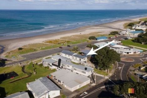 Photo of property in 32 The Terrace, Waihi Beach, 3611
