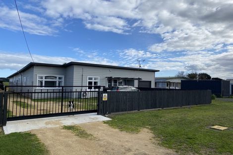 Photo of property in 8 Norton Street, Foxton Beach, Foxton, 4815