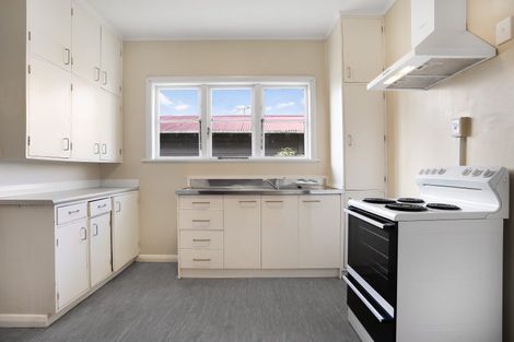 Photo of property in 30 Onewa Road, Northcote Point, Auckland, 0627