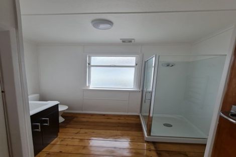 Photo of property in 34 Cornfoot Street, Castlecliff, Whanganui, 4501