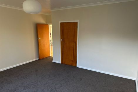 Photo of property in 5 Larsen Crescent, Tawa, Wellington, 5028
