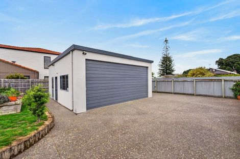 Photo of property in 34 The Esplanade, Westshore, Napier, 4110