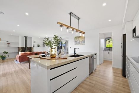 Photo of property in 24 Irvines Track, Halswell, Christchurch, 8025