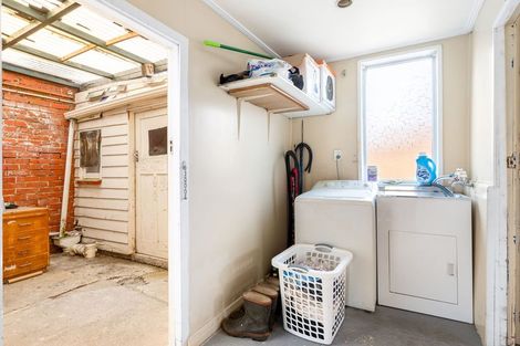 Photo of property in 41 Wesley Street, South Dunedin, Dunedin, 9012