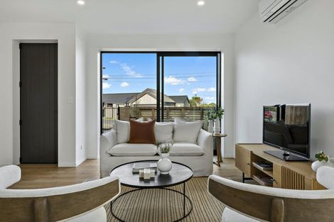 Photo of property in 27/82 East Coast Road, Milford, Auckland, 0620