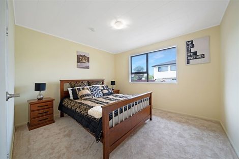 Photo of property in 2a Murillo Place, Henderson, Auckland, 0612