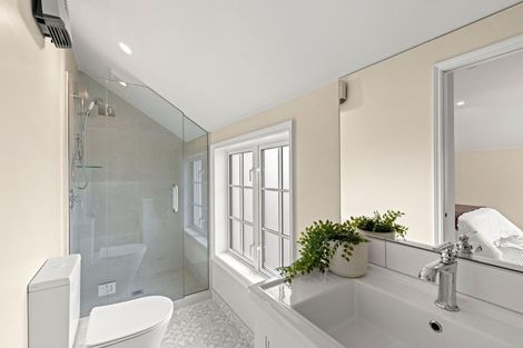 Photo of property in 2/44 Cleveland Street, Edgeware, Christchurch, 8013