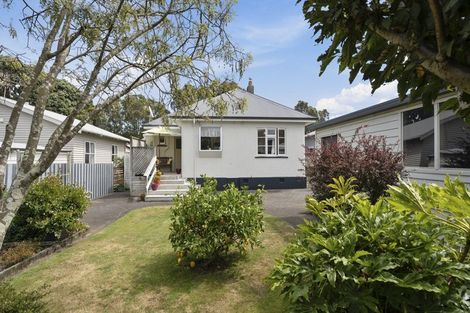 Photo of property in 29 Richmond Street, Fitzroy, New Plymouth, 4312