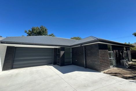 Photo of property in 147 Yaldhurst Road, Sockburn, Christchurch, 8042