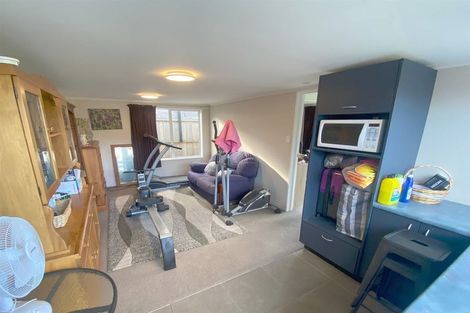 Photo of property in 108 Selwyn Street, Somerfield, Christchurch, 8024